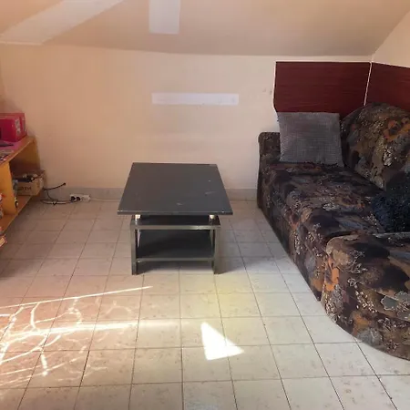 Aradi * شيوفوك